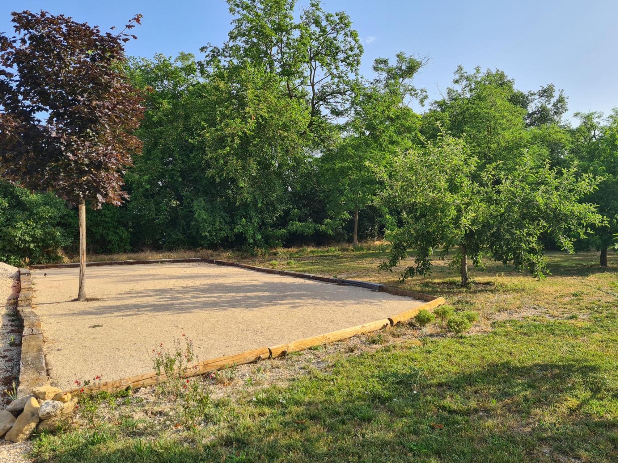 Villa Au Contact De La Nature à Chatuzange-le-Goubet Extérieur photo